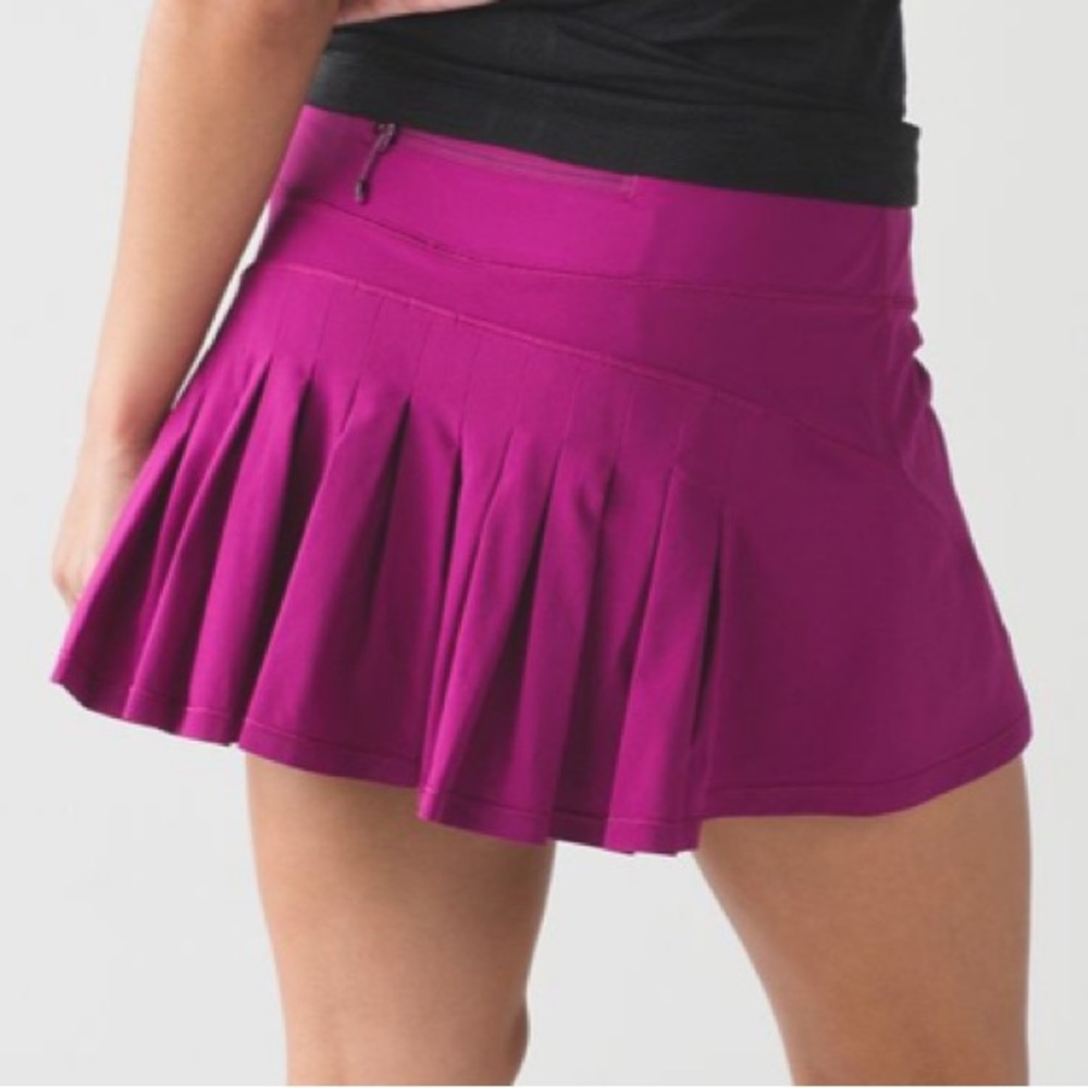 🔥LULULEMON Circuit Breaker Skirt Regular Deep Fuchsia